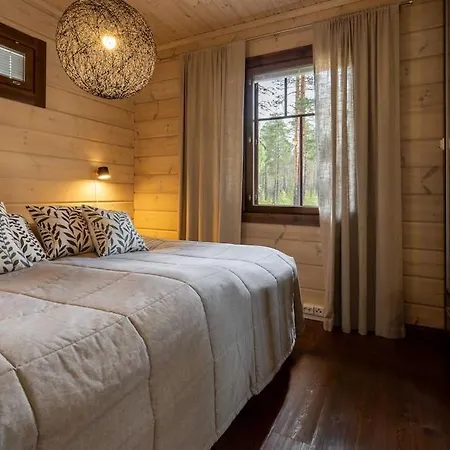 Piiponpirtti By Hi Yllaes *